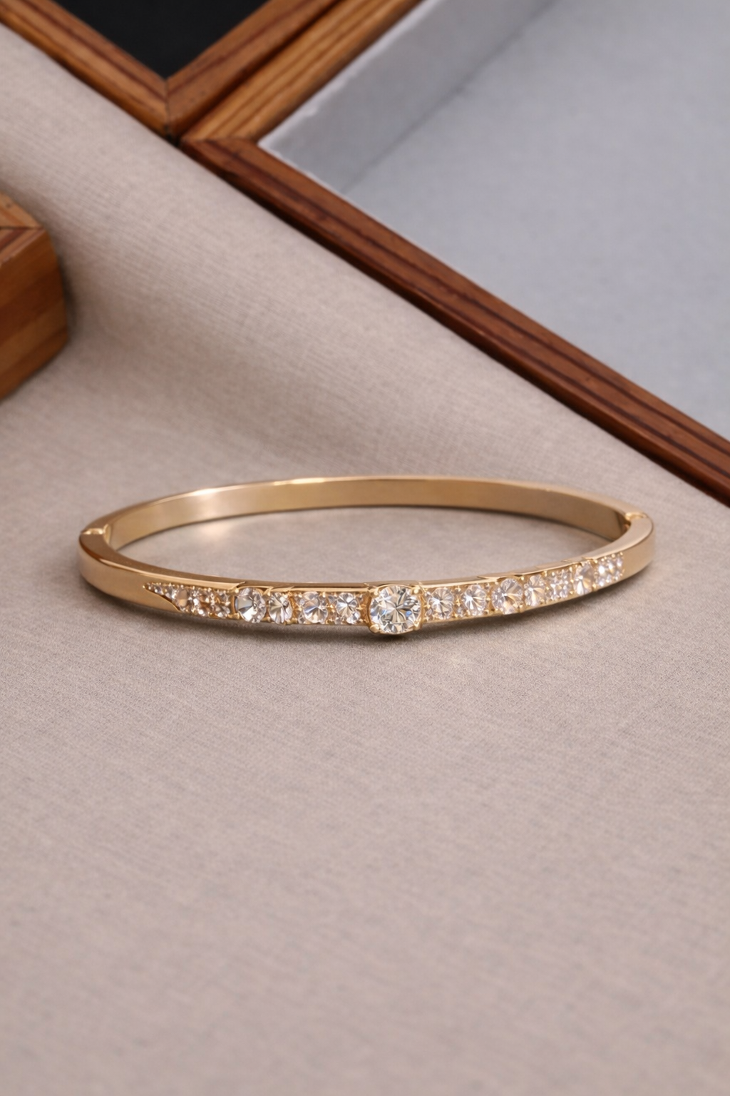 Anti Tarnish Waterproof Bracelet-N Bracelet for Women & Girls - Western Trending Jewellery, 6 Month Guarantee