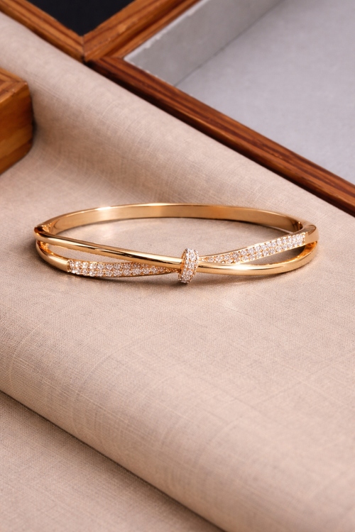 Anti Tarnish Waterproof Bracelet-O Bracelet for Women & Girls - Western Trending Jewellery, 6 Month Guarantee