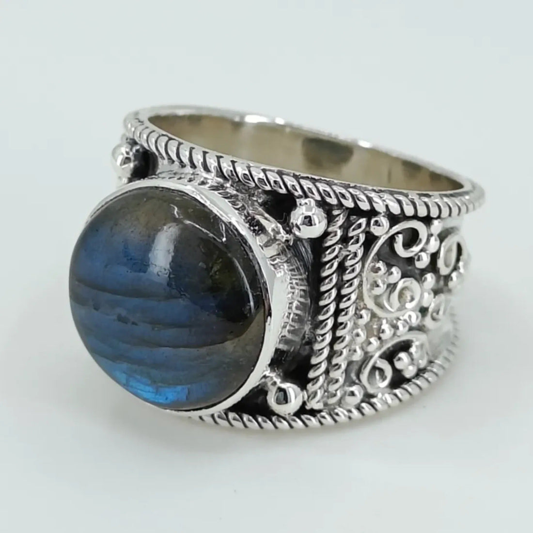 Labradorite Round Shape 925 Sterling Silver Handmade Ring - Boho November Birthstone Jewelry - Perfect Gift for Her Birthday Anniversary Christmas Valentine Day