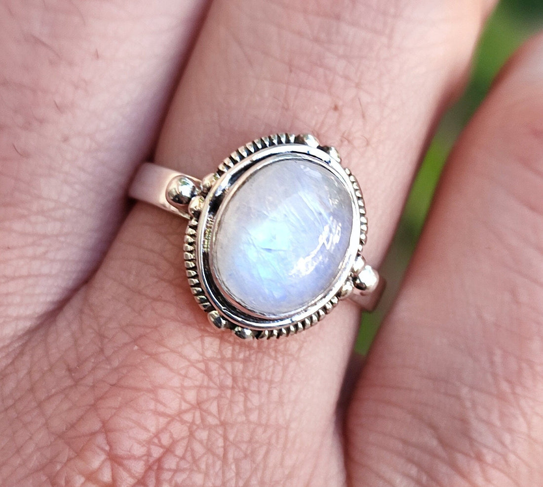 Rainbow Moonstone Oval 925 Sterling Silver Handmade Women Statement Ring,  Rainbow Moonstone Silver Ring, Gift for her, Moonstone Boho Ring