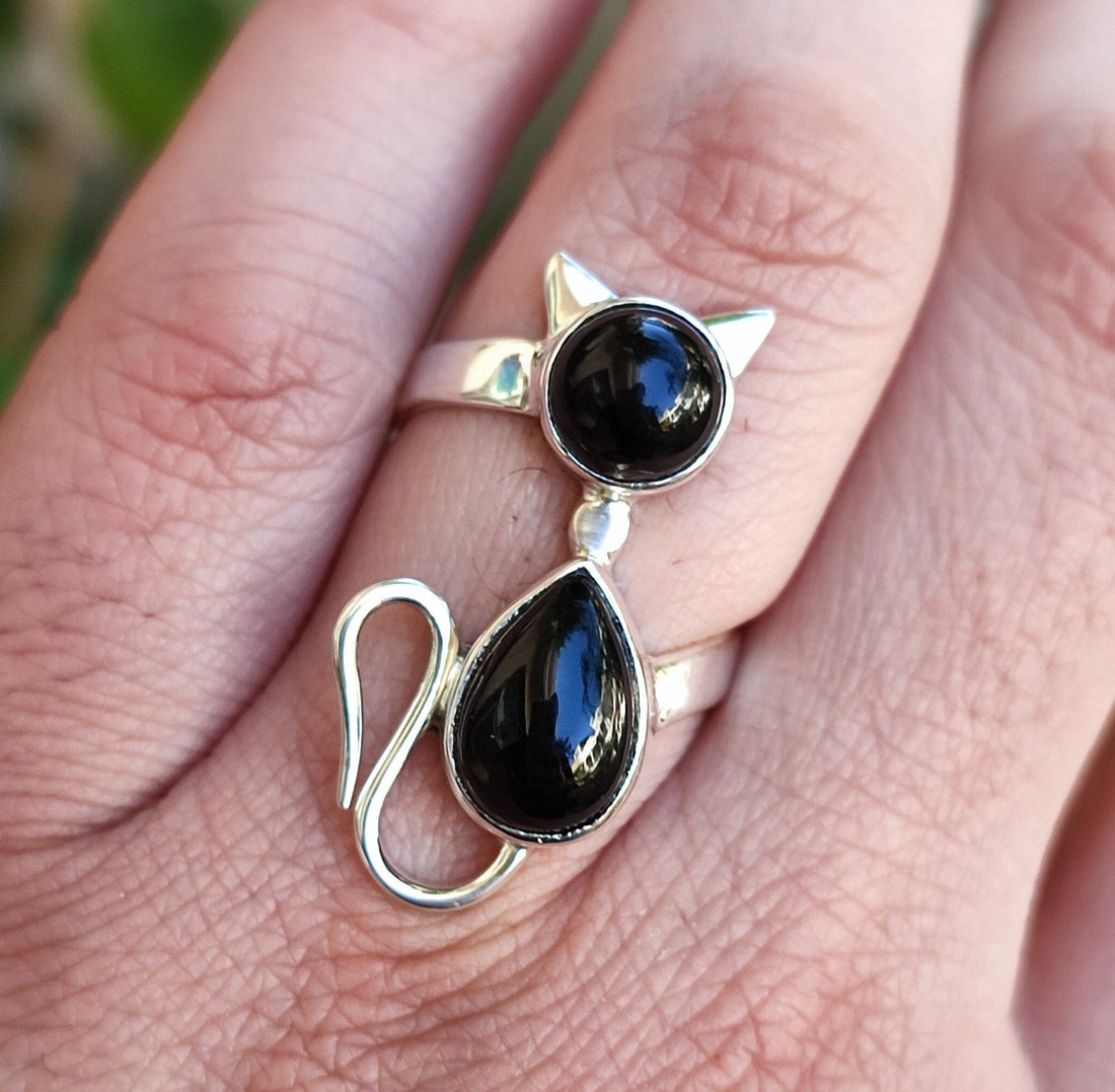 Black Onyx Silver Cat Ring, Handmade Sterling Silver Cat Ring, Black Gemstone Ring, Silver Black Cat Ring, Gift for her, Ring for Cat Lovers